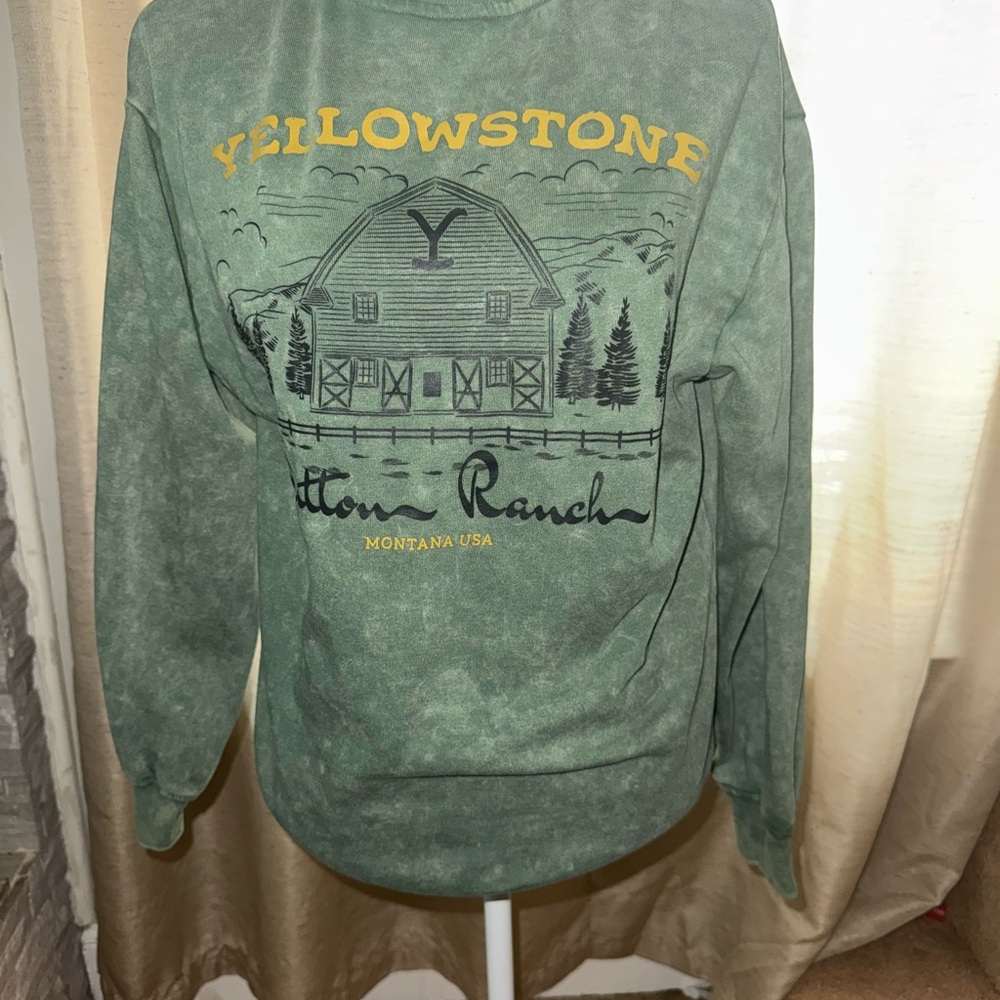 Green Yellowstone Sweatshirt